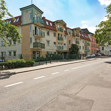 Barcelona By Renters Apartman *